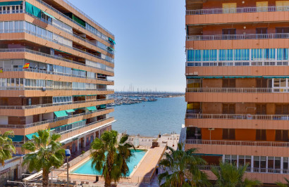 Resale - Apartment / Flat - Torrevieja - Playa del Acequión