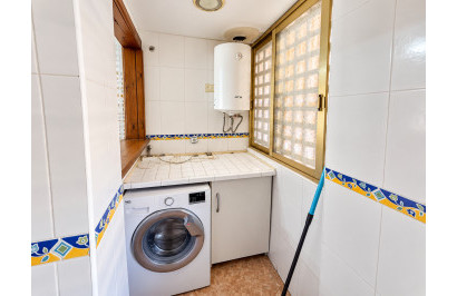 Resale - Apartment / Flat - Torrevieja - playa de los naufragos