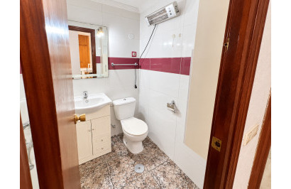 Resale - Apartment / Flat - Torrevieja - playa de los naufragos