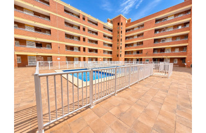 Resale - Apartment / Flat - Torrevieja - playa de los naufragos