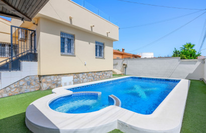 Resale - Detached Villa - Ciudad Quesada - Center