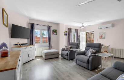 Resale - Detached Villa - Ciudad Quesada - Center