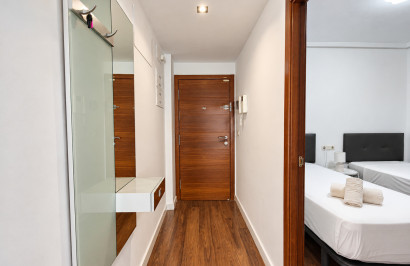 Resale - Apartment / Flat - Torrevieja - Playa del Cura