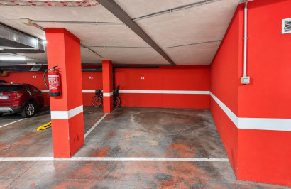Resale - Apartment / Flat - Torrevieja - Playa del Cura