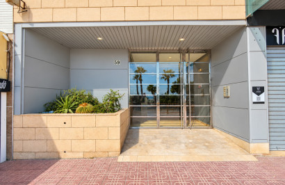 Resale - Apartment / Flat - Torrevieja - Playa del Cura