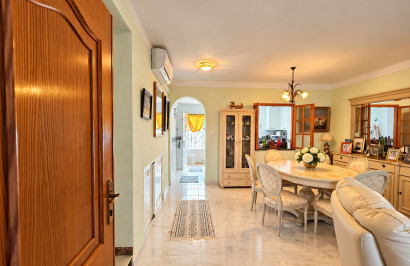 Resale - Town House - Torrevieja - Nueva Torrevieja