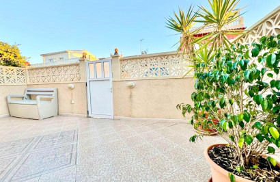 Resale - Town House - Torrevieja