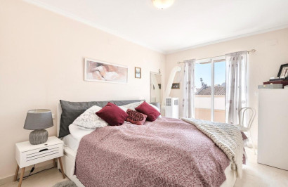 Resale - Town House - Torrevieja
