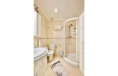 Resale - Town House - Torrevieja