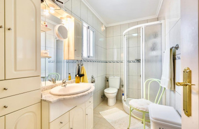 Resale - Town House - Torrevieja