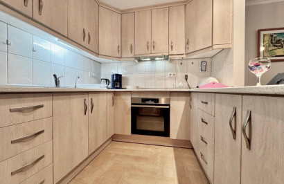 Resale - Town House - Torrevieja