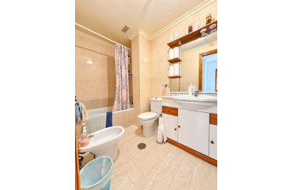 Resale - Semi - Detached Villa - Alicante - La Florida