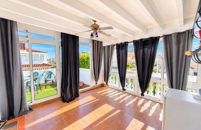 Resale - Semi - Detached Villa - Alicante - La Florida