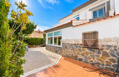 Resale - Semi - Detached Villa - Alicante - La Florida