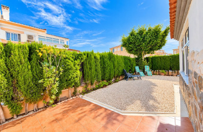 Resale - Semi - Detached Villa - Alicante - La Florida