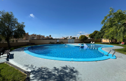Resale - Apartment / Flat - Orihuela Costa - Los Almendros-La Florida