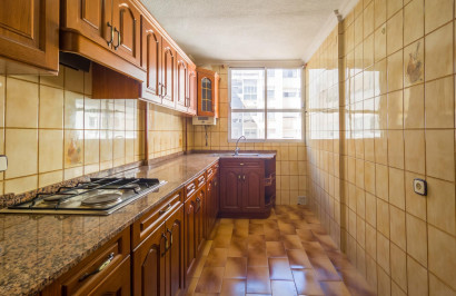 Resale - Apartment / Flat - Torrevieja - La Mata pueblo