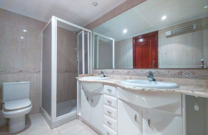 Resale - Apartment / Flat - Torrevieja - La Mata pueblo