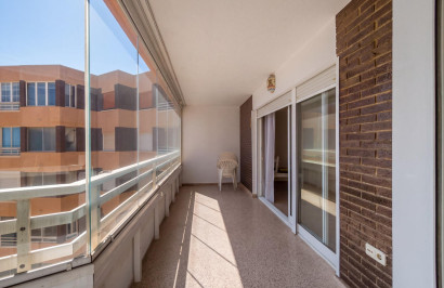 Resale - Apartment / Flat - Torrevieja - La Mata pueblo