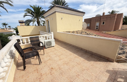 Herverkoop - Vrijstaande villa - Cabo Roig