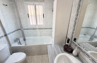 Revente - Villa Individuelle - Villamartín