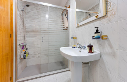 Resale - Apartment / Flat - Torrevieja - Playa del Cura
