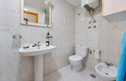 Resale - Apartment / Flat - Torrevieja - Playa del Cura