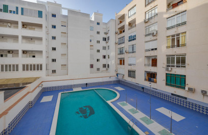 Resale - Apartment / Flat - Torrevieja - Playa del Cura