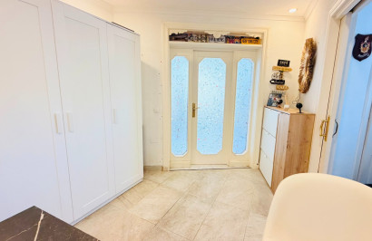 Reventa - Apartamento / Piso - San Miguel de Salinas