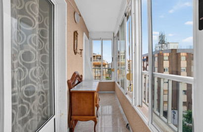 Reventa - Apartamento / Piso - Torrevieja - torrevieja