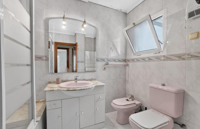Reventa - Apartamento / Piso - Torrevieja - torrevieja