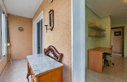 Reventa - Apartamento / Piso - Torrevieja - torrevieja