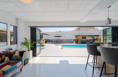 Resale - Detached Villa - Orihuela Costa - Villamartin