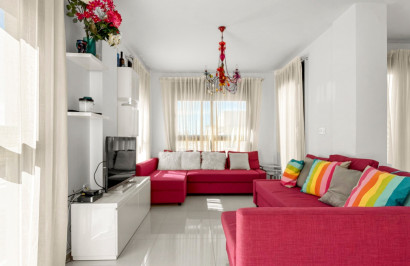 Resale - Apartment / Flat - Orihuela Costa - La Zenia