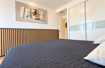 Resale - Apartment / Flat - Torrevieja - Punta Prima