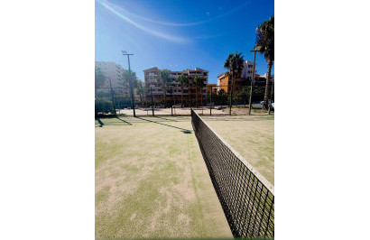 Resale - Apartment / Flat - Torrevieja - Punta Prima