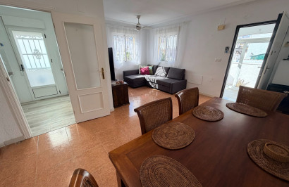 Resale - Town House - Orihuela - Entre Naranjos