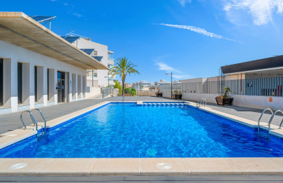 Resale - Apartment / Flat - Orihuela Costa - Los Dolses
