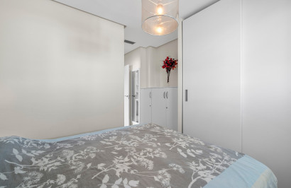Resale - Apartment / Flat - Orihuela Costa - Los Dolses