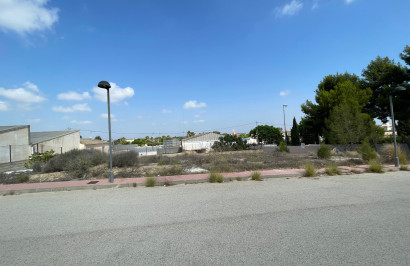 Resale - Plot / Land - Rojales