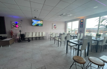 Resale - Commercial Unit - Torrevieja - Comunidad Valenciana