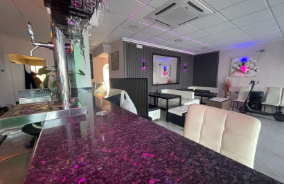 Resale - Commercial Unit - Torrevieja - Comunidad Valenciana