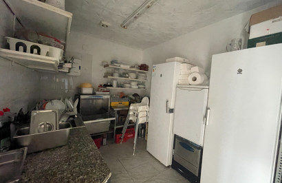 Resale - Commercial Unit - Torrevieja - Comunidad Valenciana
