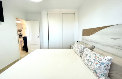 Resale - Apartment / Flat - Torrevieja - La Siesta
