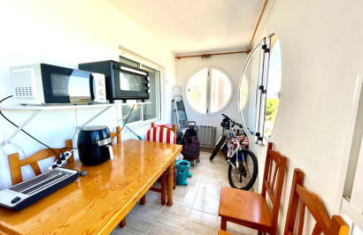 Resale - Apartment / Flat - Torrevieja - La Siesta