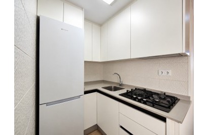 Resale - Apartment / Flat - Torrevieja - La Mata