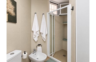Resale - Apartment / Flat - Torrevieja - La Mata