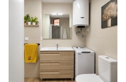 Resale - Apartment / Flat - Torrevieja - La Mata