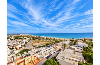 Resale - Apartment / Flat - Torrevieja - La Mata