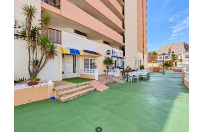 Resale - Apartment / Flat - Torrevieja - La Mata